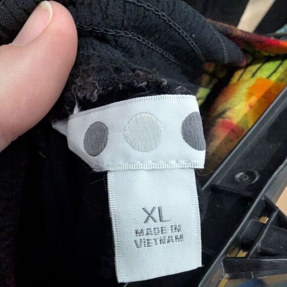 Vibrant Tie-Dye Flared Pants - Picture 4 of 8